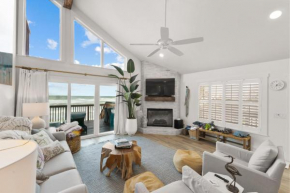 Oceanfront Escape A Coastal 3Br-2Ba Retreat With Stunning Views